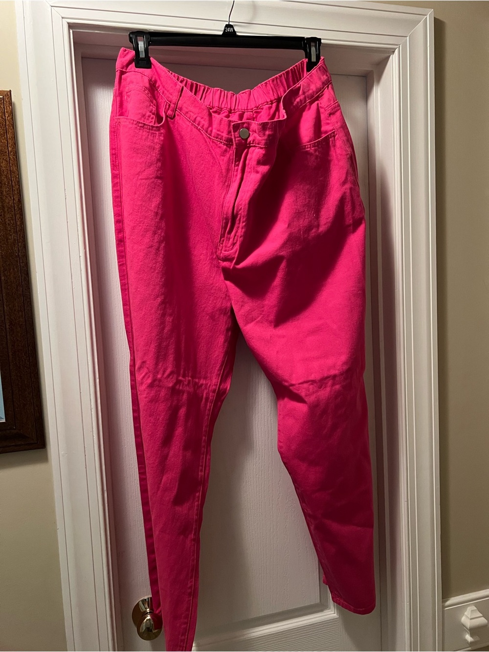 SHEIN Hot Pink High-Rise Jeans